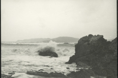 Seas breaking on eastern shore of Wellington Harbour after wreck of TEV Wahine.